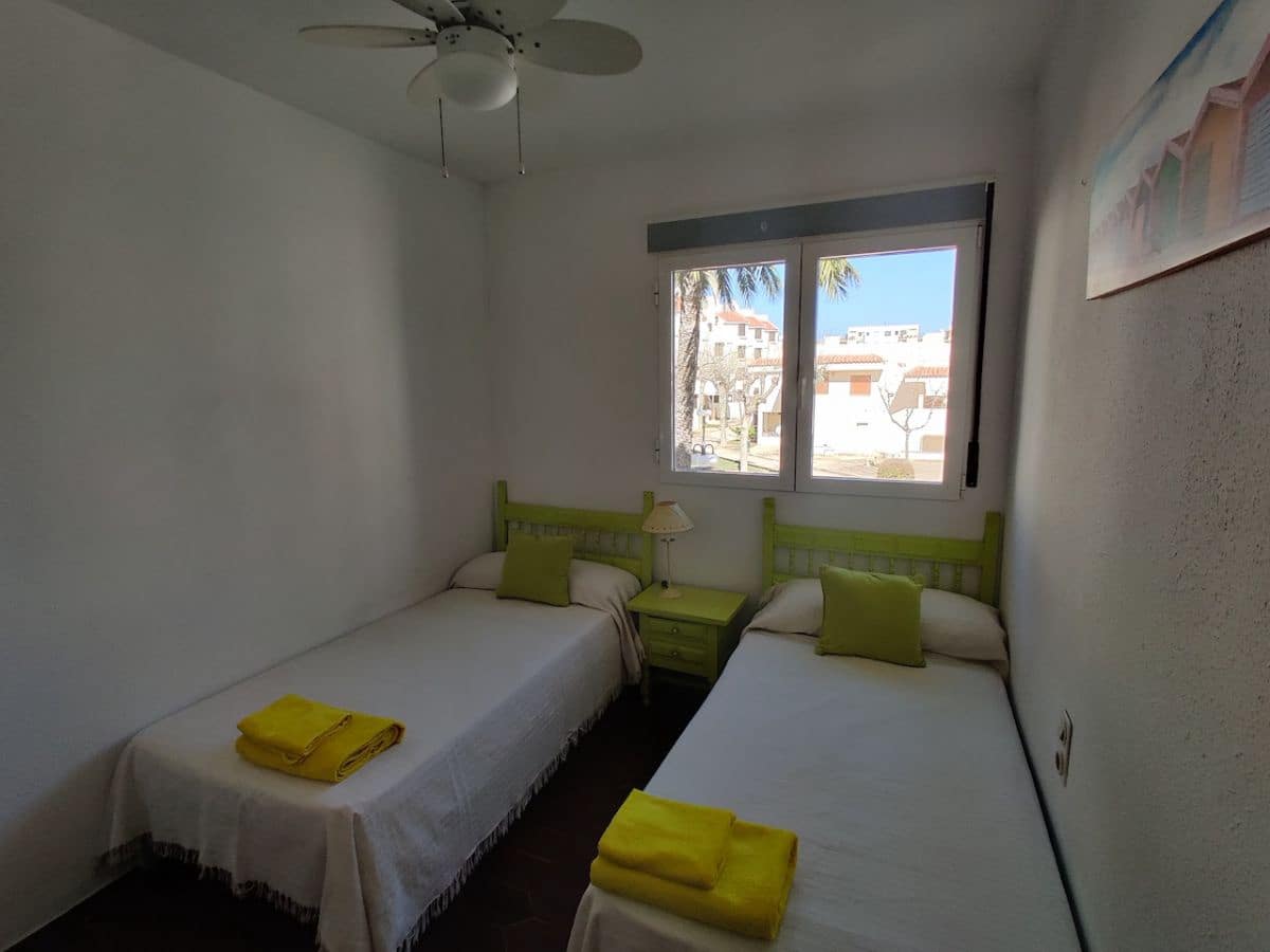 3 bedroom Apartment for rent in Denia with pool garage - € 650 (Ref: 4059488)