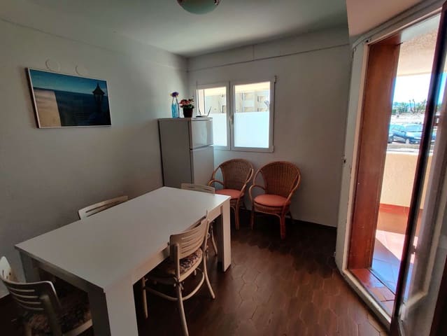 3 sypialnia Apartament do wynajęcia w Dénia z basenem garażem - 650 € (Ref: 4059488)
