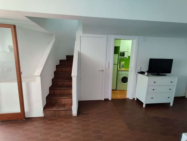 3 sypialnia Apartament do wynajęcia w Dénia z basenem garażem - 650 € (Ref: 4059488)