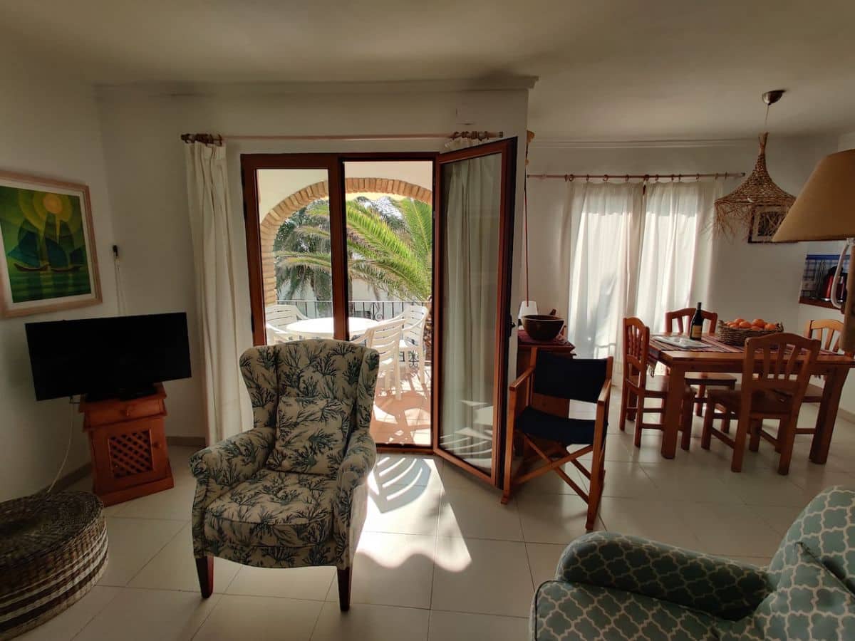 Villa/Maison de 3 chambres à louer à Denia avec garage - 1 300 € (Ref: 4240610)