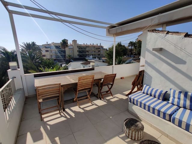 3 bedroom Villa for rent in Dénia with garage - € 1,300 (Ref: 4240610)