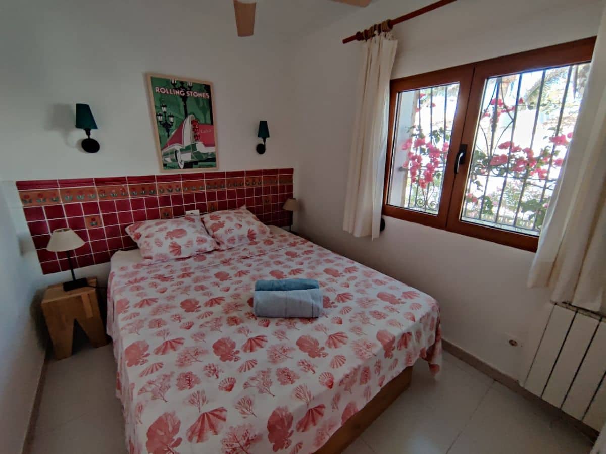 Villa/Maison de 3 chambres à louer à Denia avec garage - 1 300 € (Ref: 4240610)