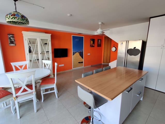 3 makuuhuone Omakotitalo vuokrattavana paikassa Dénia mukana uima-altaan 
autotalli - 1 000 € (Ref: 4241918)