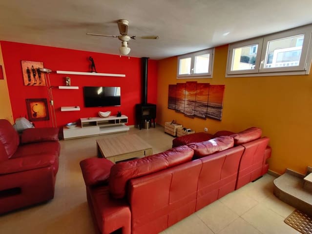 3 makuuhuone Omakotitalo vuokrattavana paikassa Dénia mukana uima-altaan 
autotalli - 1 000 € (Ref: 4241918)