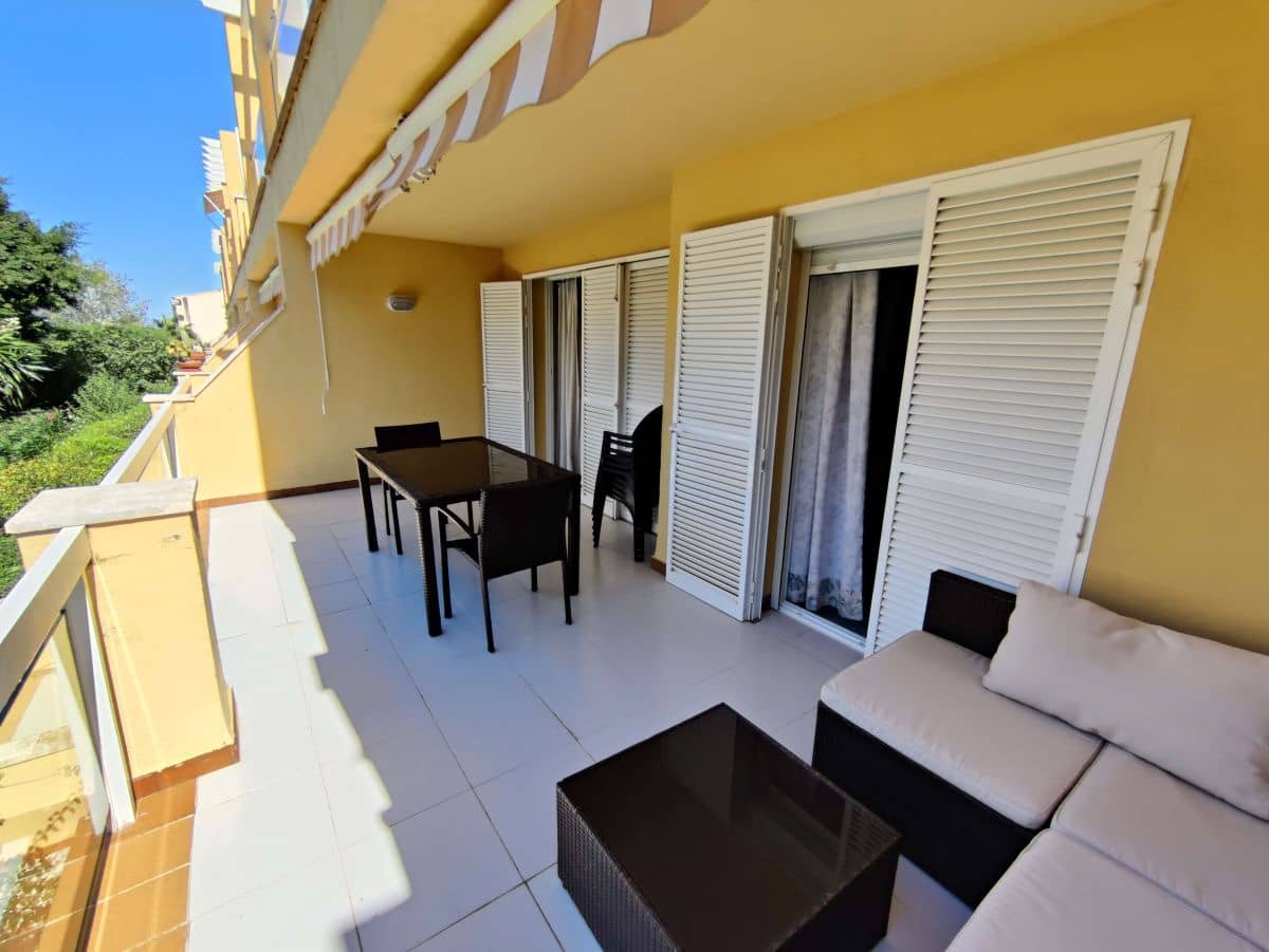 Apartamento de 2 habitaciones en Dénia en alquiler con piscina garaje - 825 € (Ref: 4741394)