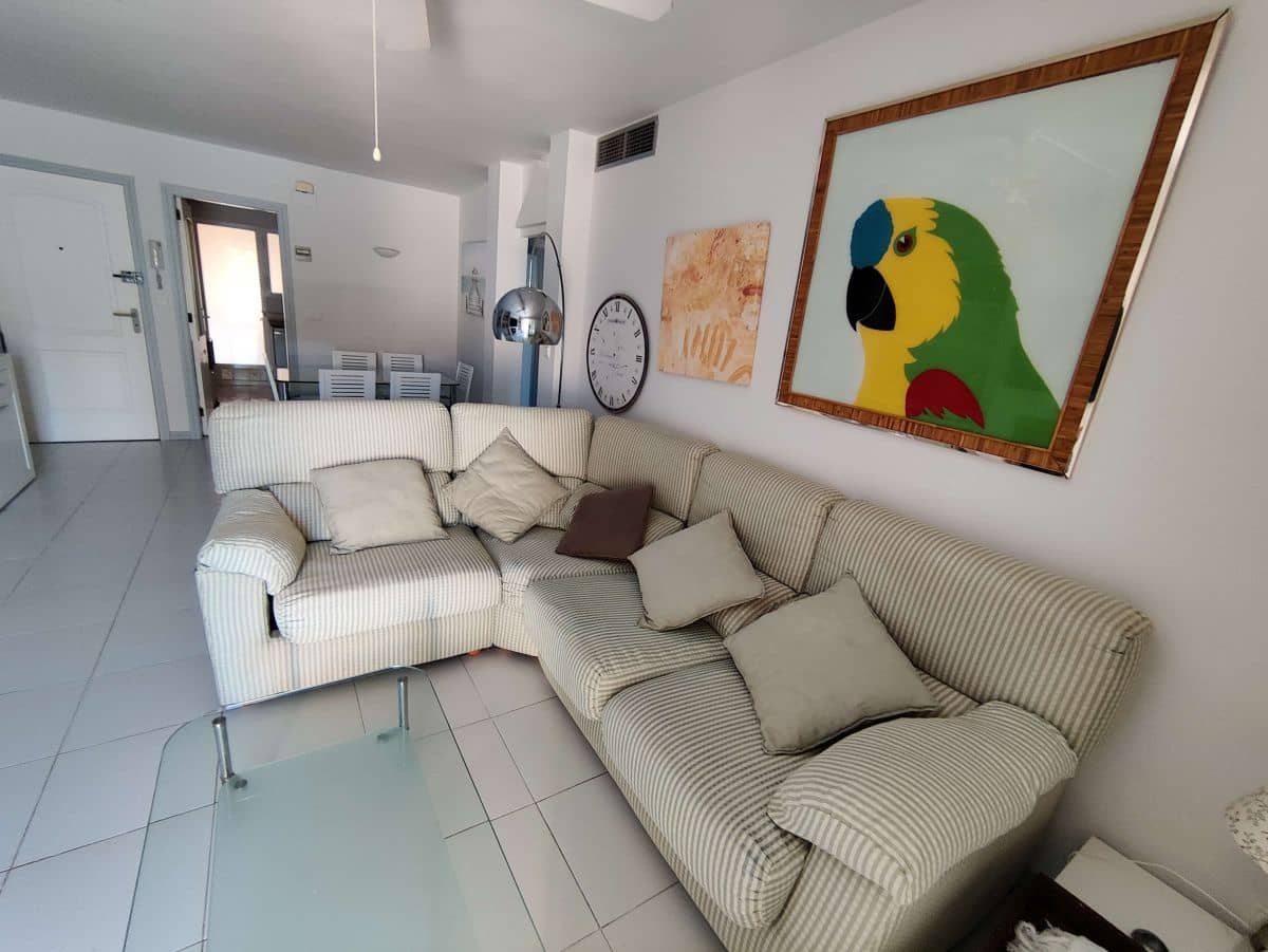 Apartamento de 2 habitaciones en Dénia en alquiler con piscina garaje - 825 € (Ref: 4741394)