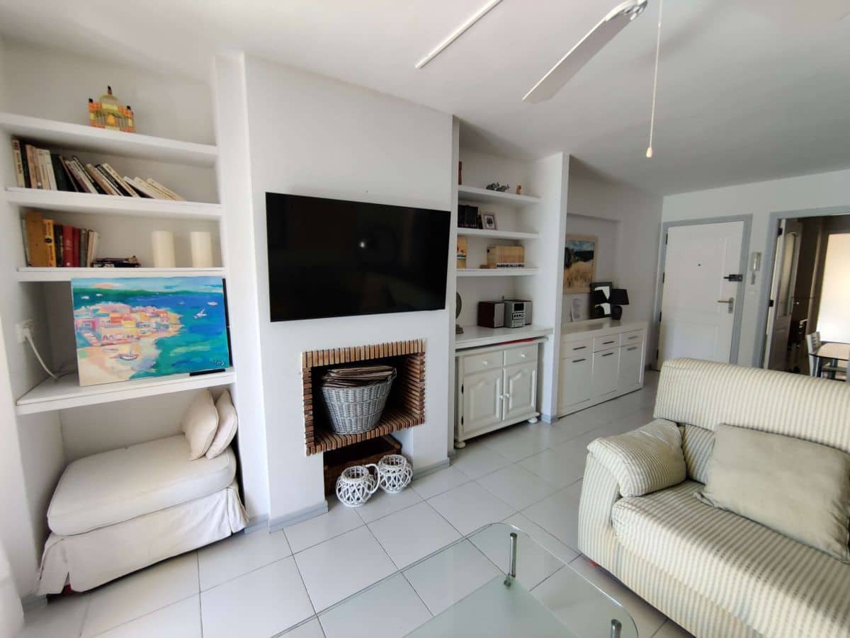 Apartamento de 2 habitaciones en Dénia en alquiler con piscina garaje - 825 € (Ref: 4741394)