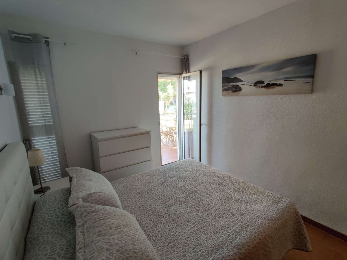 3 bedroom Apartment for rent in Denia with garage - € 795 (Ref: 4914489)