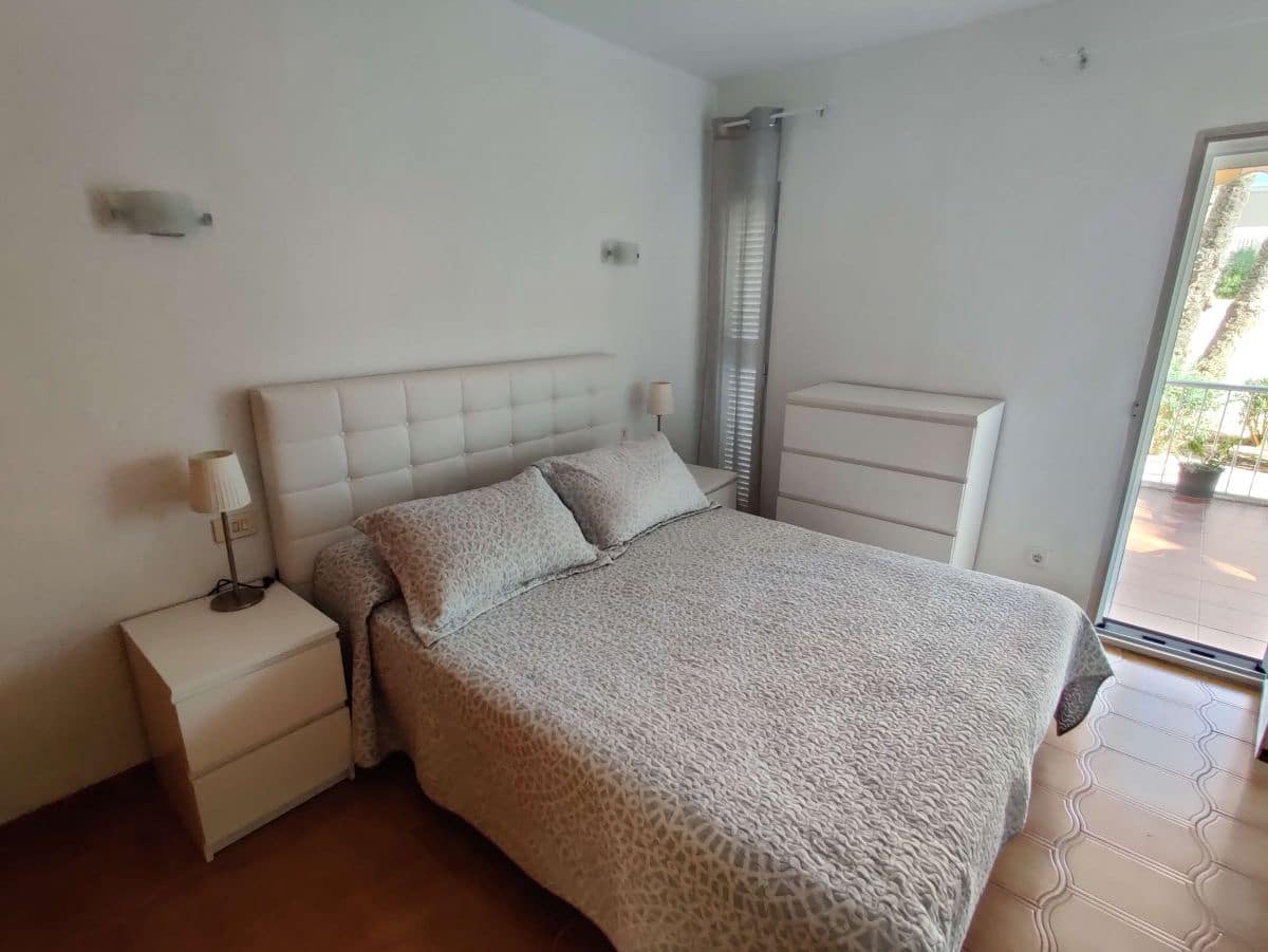 3 bedroom Apartment for rent in Denia with garage - € 795 (Ref: 4914489)