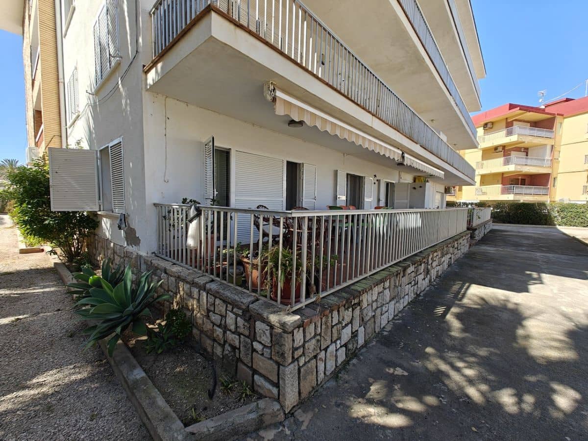 3 bedroom Apartment for rent in Denia with garage - € 795 (Ref: 4914489)
