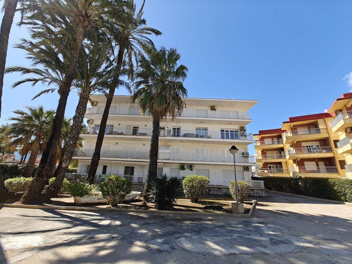 3 bedroom Apartment for rent in Denia with garage - € 795 (Ref: 4914489)