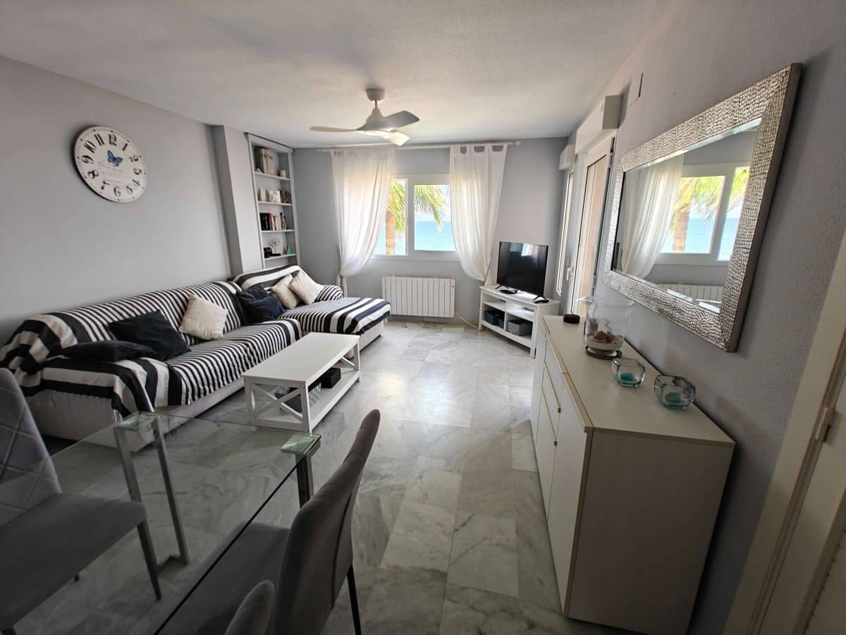 2 soverom Leilighet til leie i Denia med svømmebasseng garasje - € 950 (Ref: 5453103)