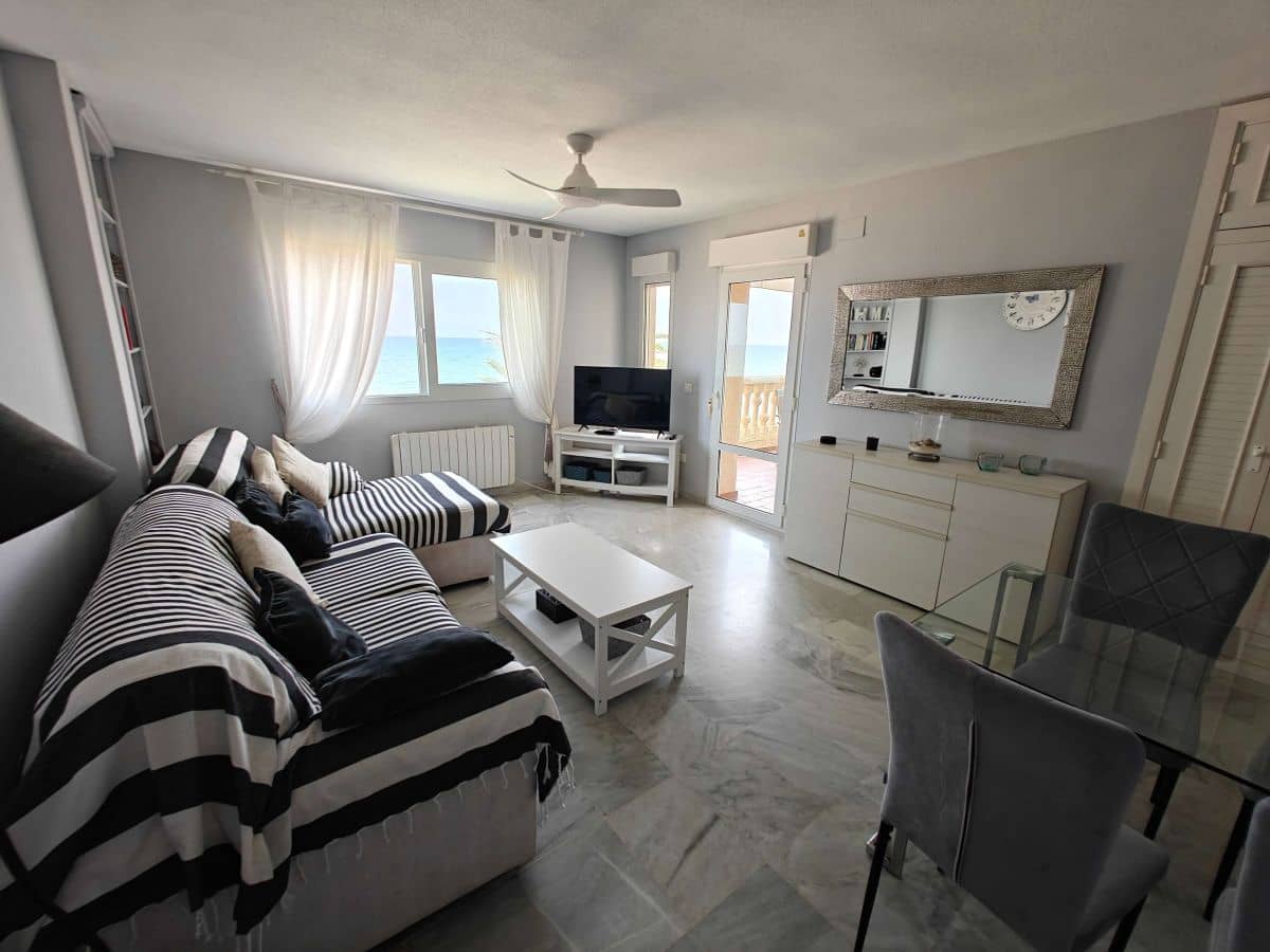 2 soverom Leilighet til leie i Denia med svømmebasseng garasje - € 950 (Ref: 5453103)