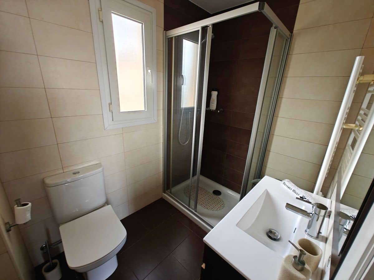 2 soverom Leilighet til leie i Denia med svømmebasseng garasje - € 950 (Ref: 5453103)