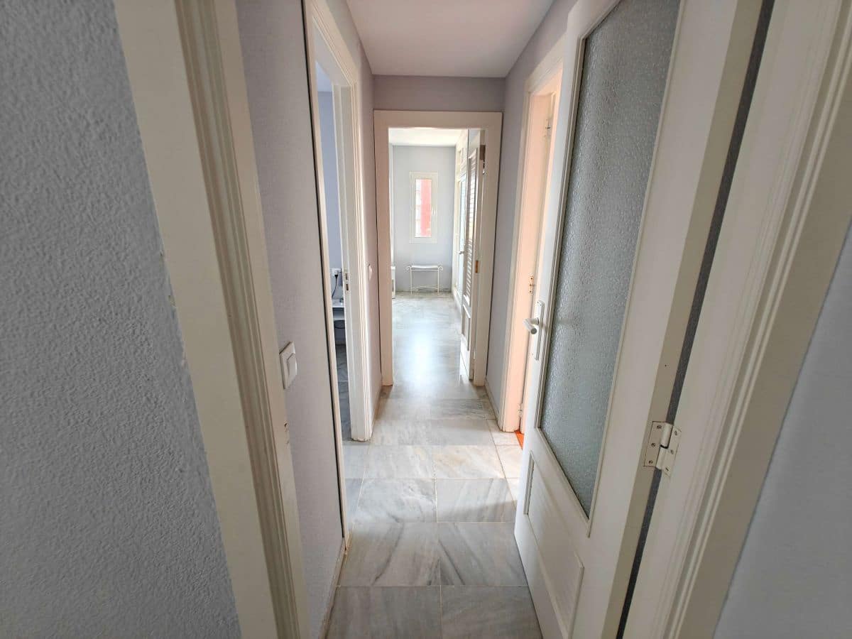 2 soverom Leilighet til leie i Denia med svømmebasseng garasje - € 950 (Ref: 5453103)