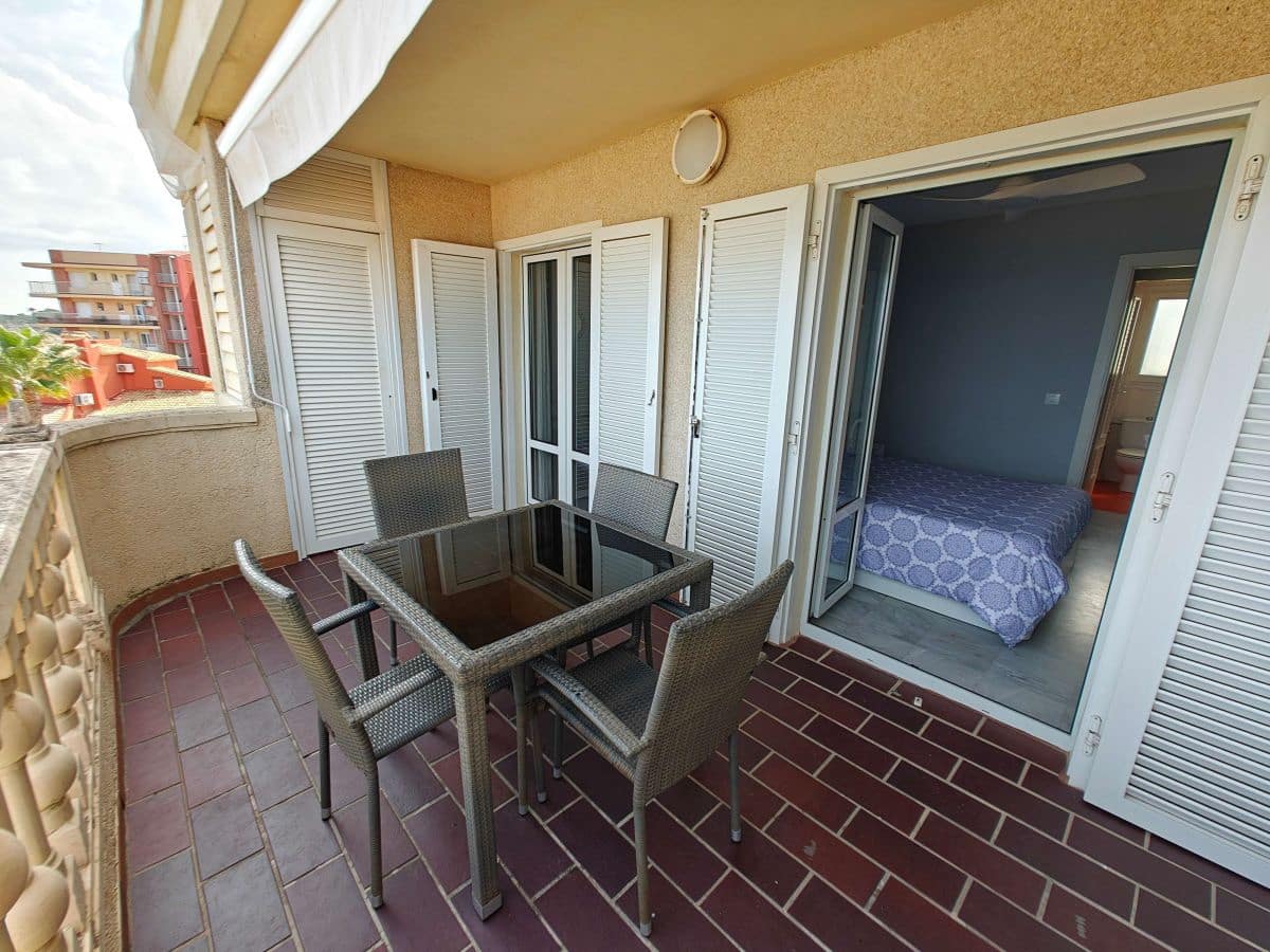 2 soverom Leilighet til leie i Denia med svømmebasseng garasje - € 950 (Ref: 5453103)