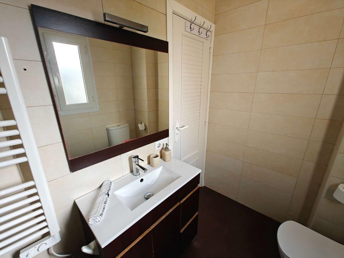 2 soverom Leilighet til leie i Denia med svømmebasseng garasje - € 950 (Ref: 5453103)