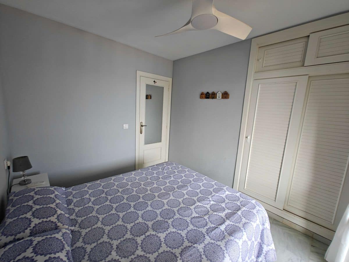 2 soverom Leilighet til leie i Denia med svømmebasseng garasje - € 950 (Ref: 5453103)