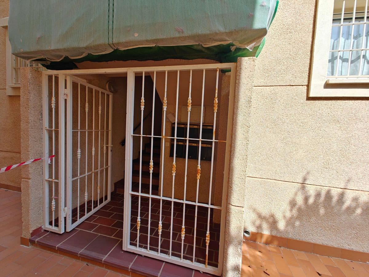 2 soverom Leilighet til leie i Denia med svømmebasseng garasje - € 950 (Ref: 5453103)