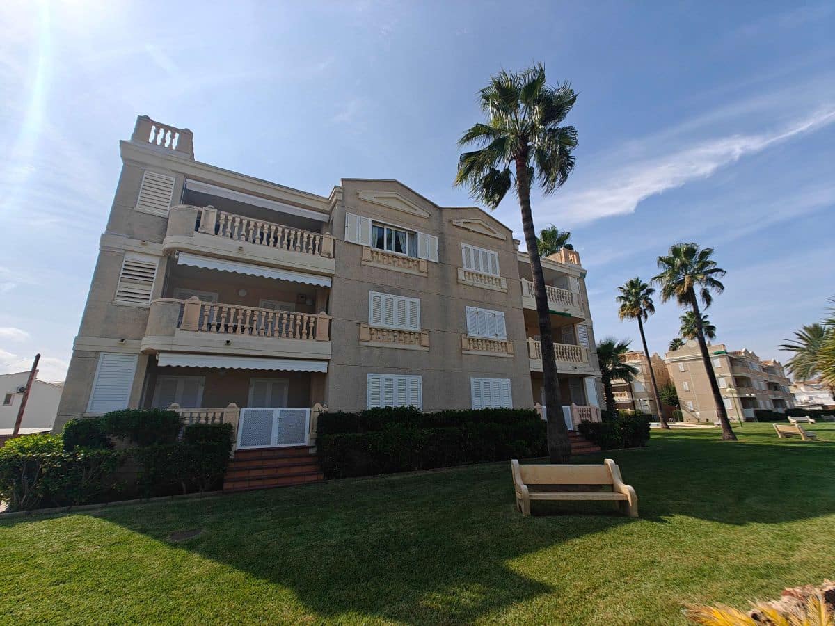2 soverom Leilighet til leie i Denia med svømmebasseng garasje - € 950 (Ref: 5453103)