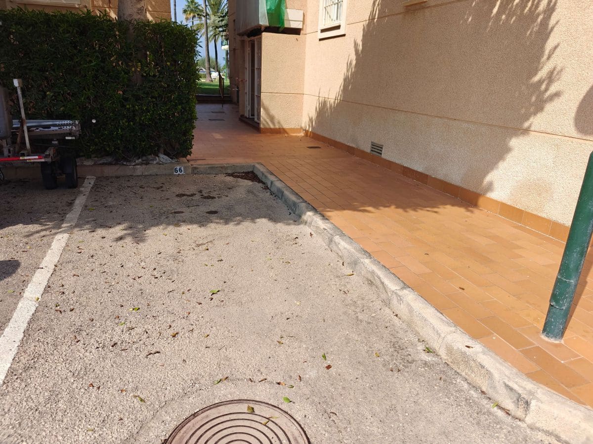2 soverom Leilighet til leie i Denia med svømmebasseng garasje - € 950 (Ref: 5453103)
