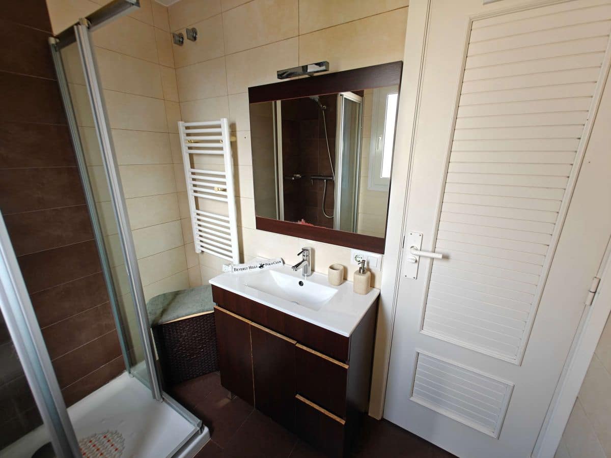 2 soverom Leilighet til leie i Denia med svømmebasseng garasje - € 950 (Ref: 5453103)