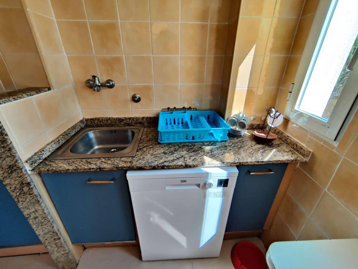 3 soveværelse Lejlighed til leje i Denia med swimmingpool garage - € 785 (Ref: 5704352)