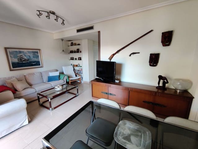 3 bedroom Apartment for rent in Dénia with pool garage - € 785 (Ref: 5704352)