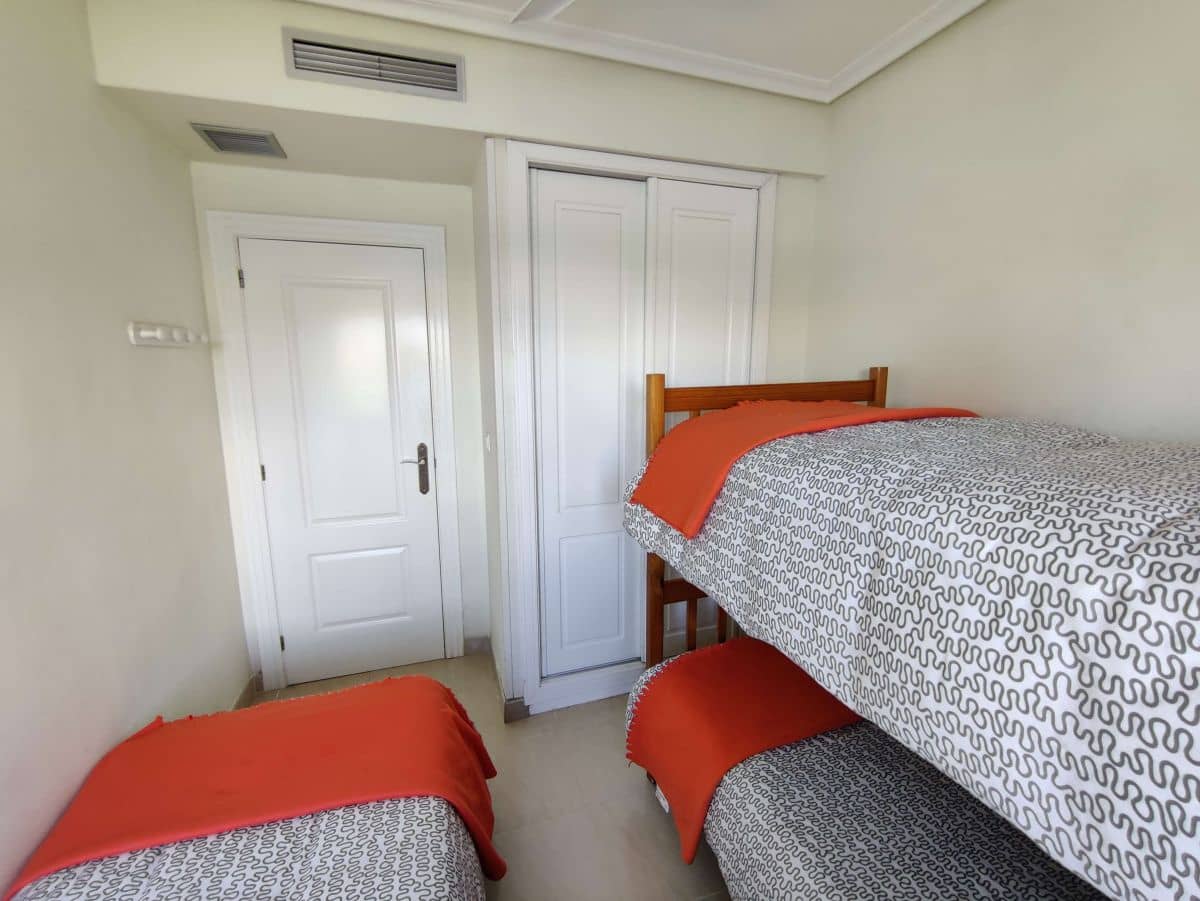 3 soveværelse Lejlighed til leje i Denia med swimmingpool garage - € 785 (Ref: 5704352)