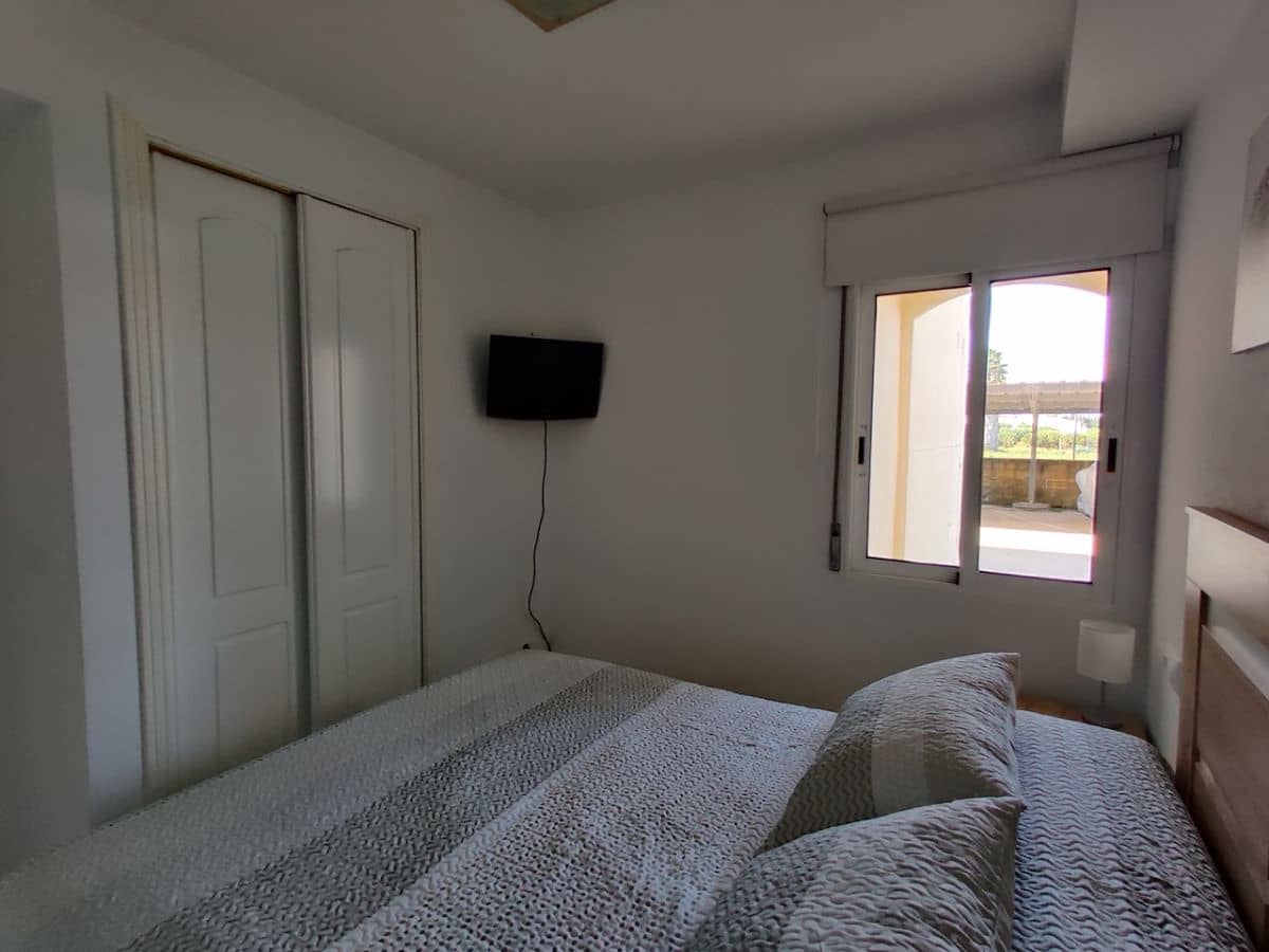 1 soveværelse Lejlighed til leje i Denia med swimmingpool garage - € 675 (Ref: 6443715)