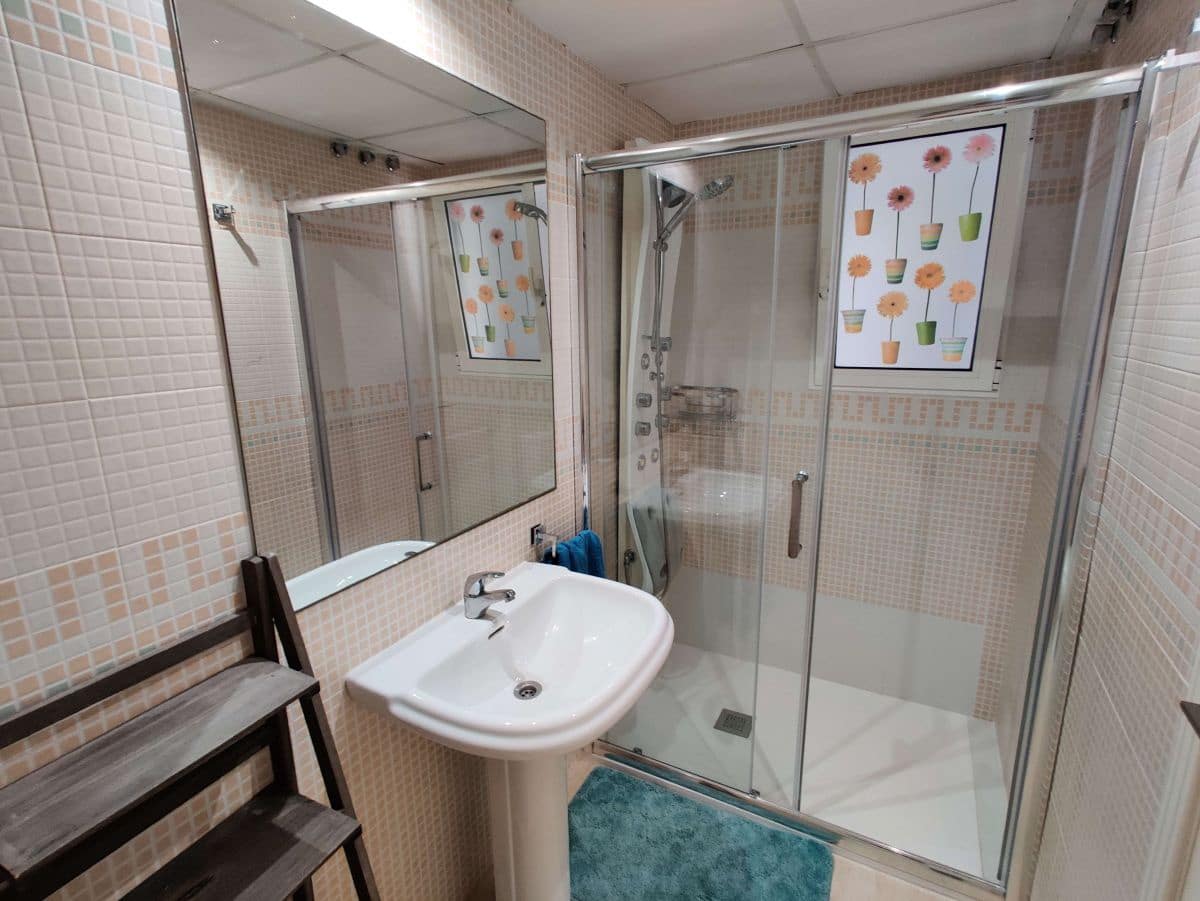 1 soveværelse Lejlighed til leje i Denia med swimmingpool garage - € 675 (Ref: 6443715)