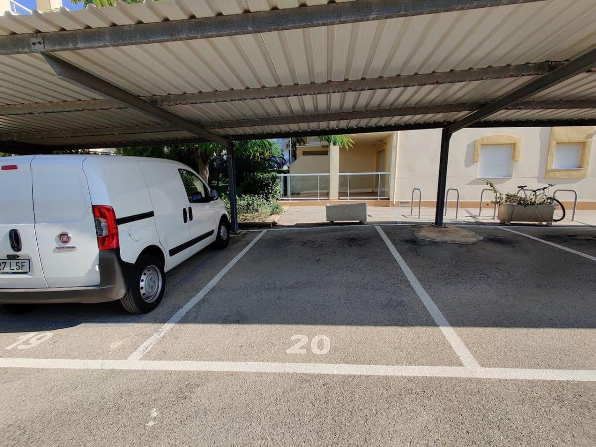 1 soveværelse Lejlighed til leje i Denia med swimmingpool garage - € 675 (Ref: 6443715)