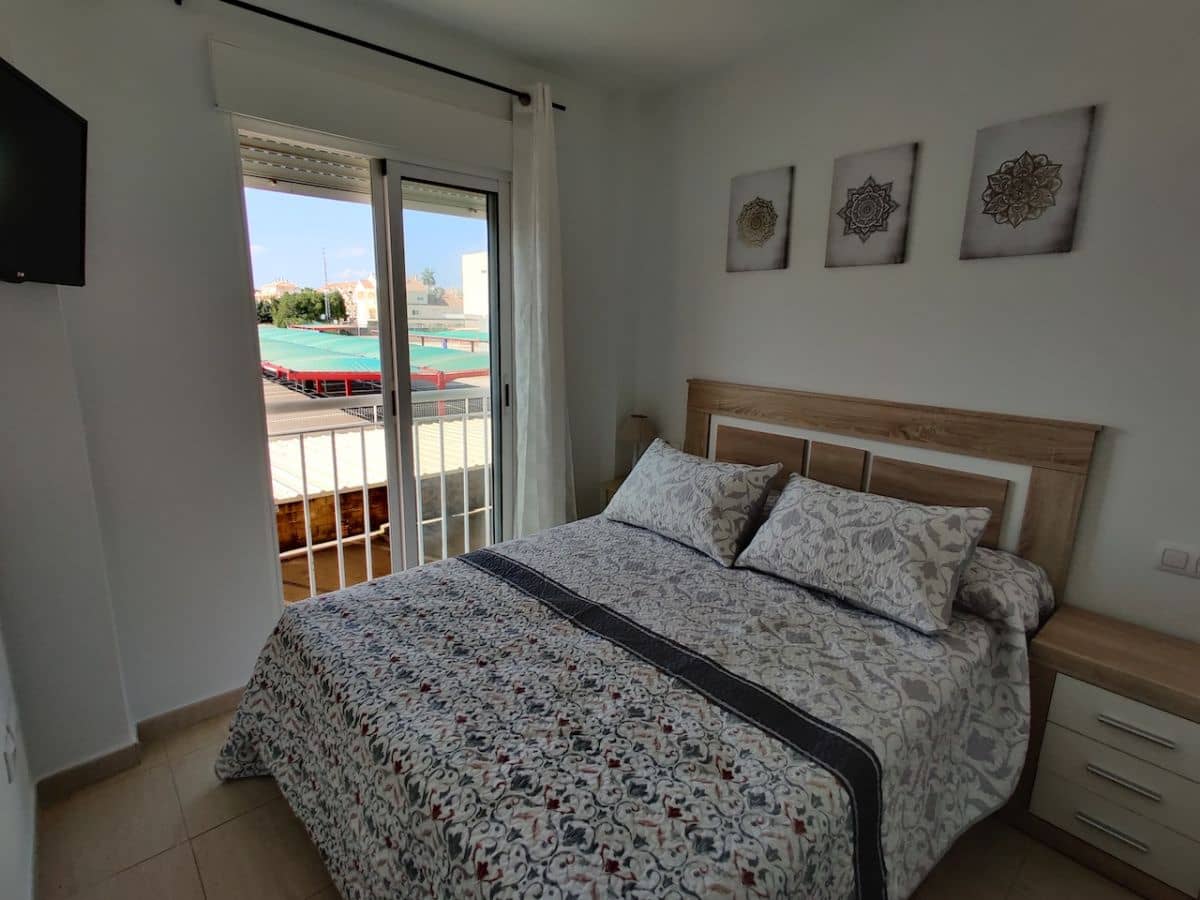 2 soverom Leilighet til leie i Denia med svømmebasseng garasje - € 750 (Ref: 6446769)