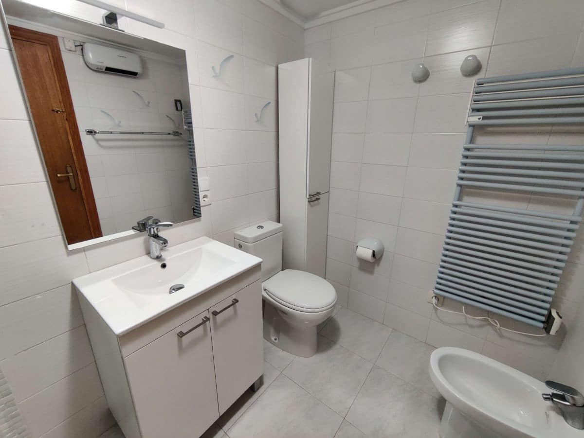 3 bedroom Penthouse for rent in Denia with pool garage - € 2,000 (Ref: 7593950)