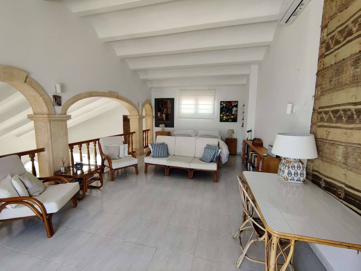 3 bedroom Penthouse for rent in Denia with pool garage - € 2,000 (Ref: 7593950)
