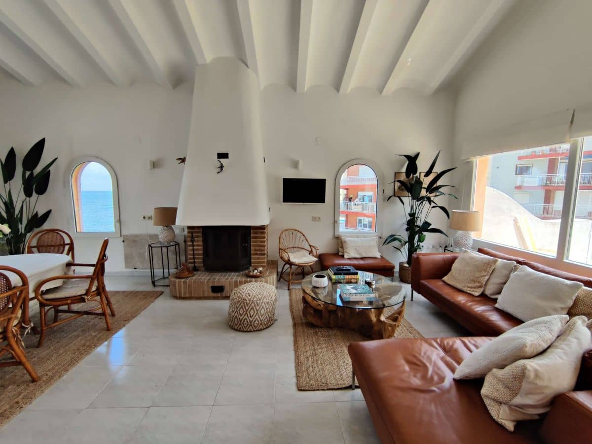 3 bedroom Penthouse for rent in Denia with pool garage - € 2,000 (Ref: 7593950)