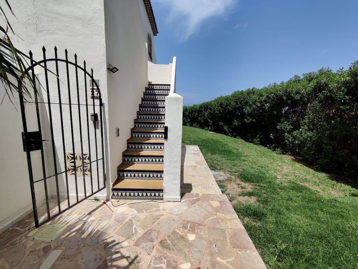 3 bedroom Penthouse for rent in Denia with pool garage - € 2,000 (Ref: 7593950)