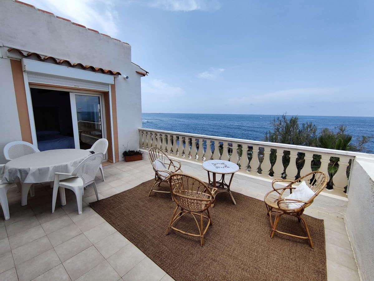 3 bedroom Penthouse for rent in Denia with pool garage - € 2,000 (Ref: 7593950)