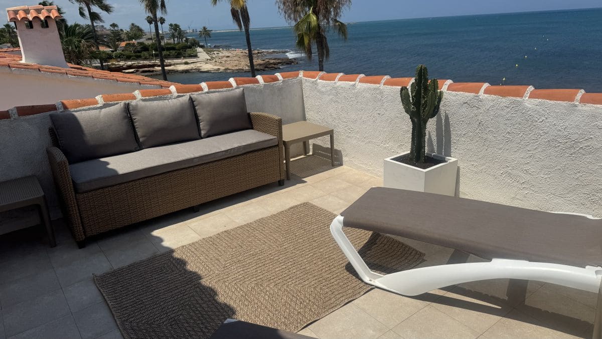 3 bedroom Penthouse for rent in Denia with pool garage - € 2,000 (Ref: 7593950)