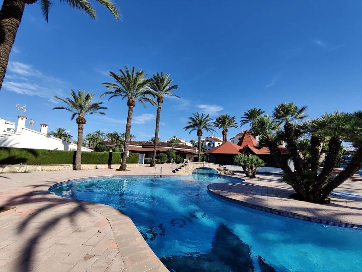 1 bedroom Apartment for rent in Denia with pool garage - € 550 (Ref: 7641101)