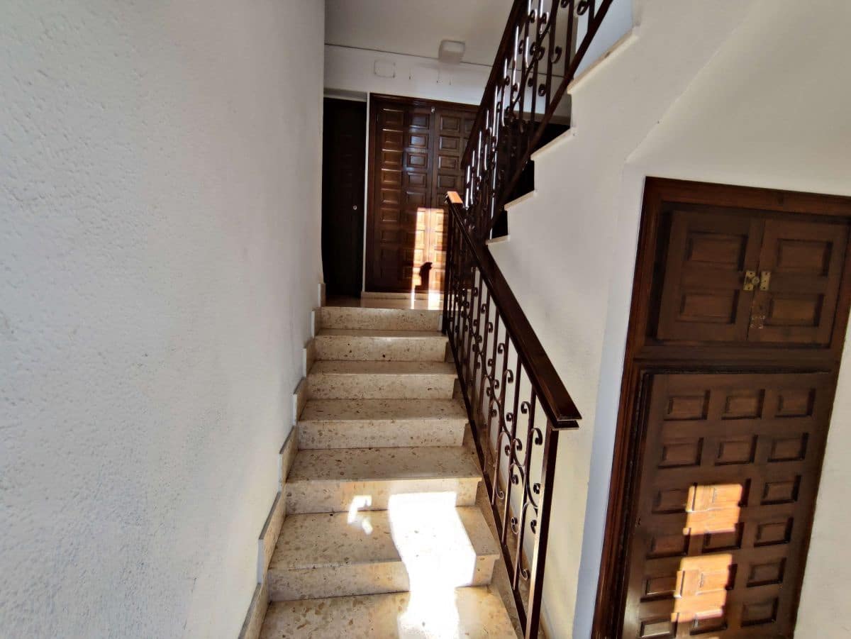 1 bedroom Apartment for rent in Denia with pool garage - € 550 (Ref: 7641101)