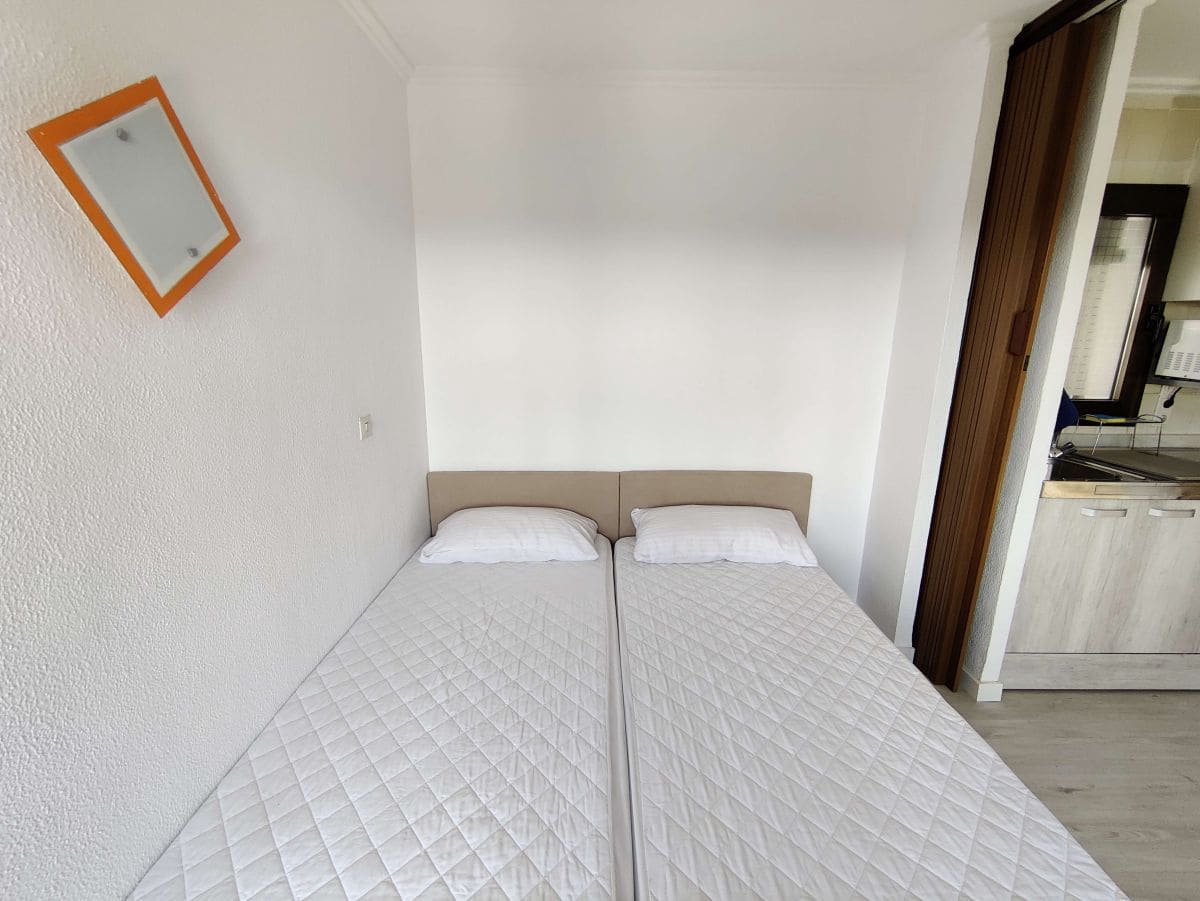 1 bedroom Apartment for rent in Denia with pool garage - € 550 (Ref: 7641101)