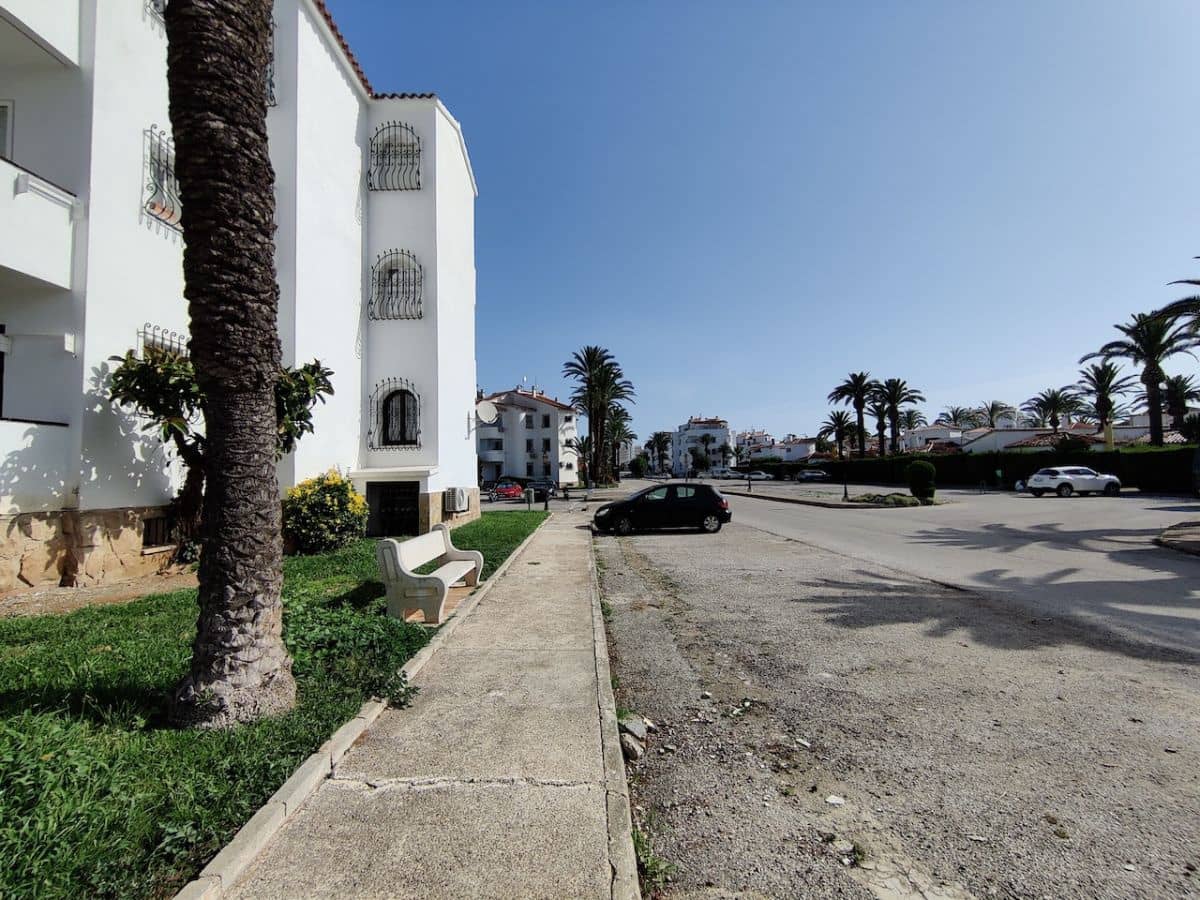 1 bedroom Apartment for rent in Denia with pool garage - € 550 (Ref: 7641101)