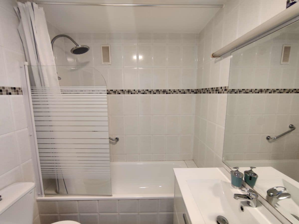 2 soveværelse Lejlighed til leje i Denia med swimmingpool garage - € 650 (Ref: 7800812)