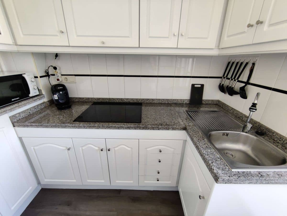 2 soveværelse Lejlighed til leje i Denia med swimmingpool garage - € 650 (Ref: 7800812)