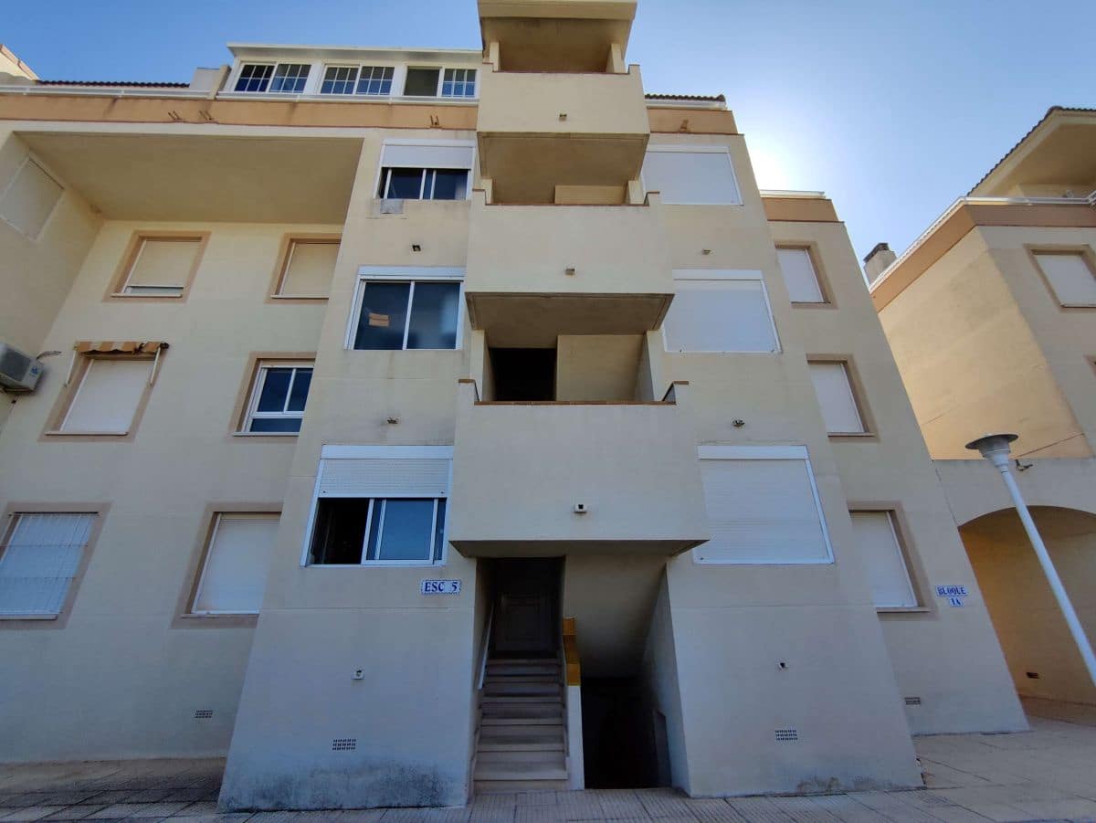 2 soveværelse Lejlighed til leje i Denia med swimmingpool garage - € 650 (Ref: 7800812)