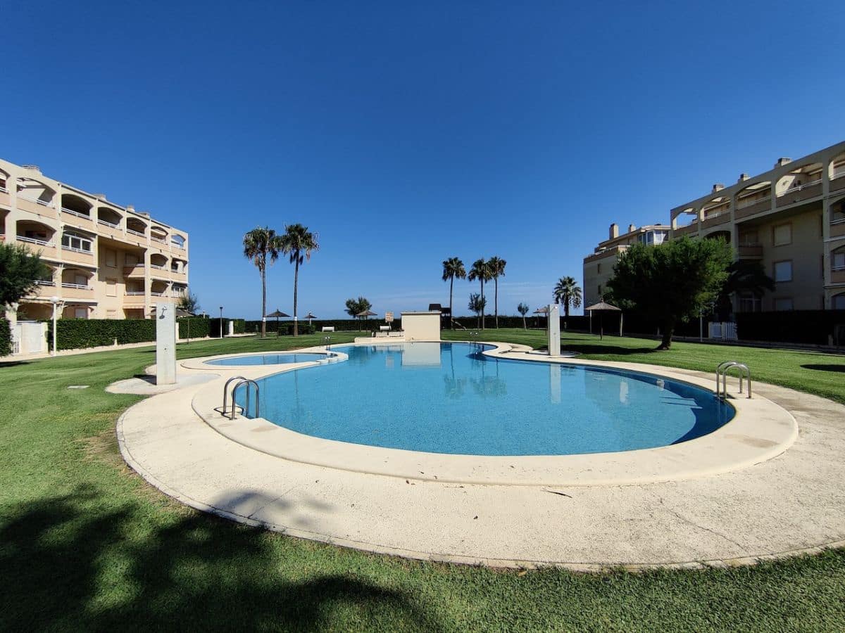 2 soveværelse Lejlighed til leje i Denia med swimmingpool garage - € 650 (Ref: 7800812)