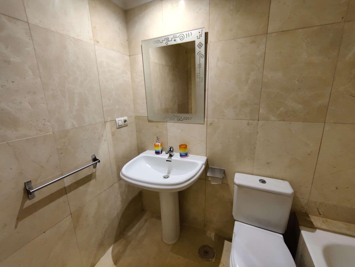 1 soveværelse Lejlighed til leje i Denia med swimmingpool garage - € 900 (Ref: 7886928)