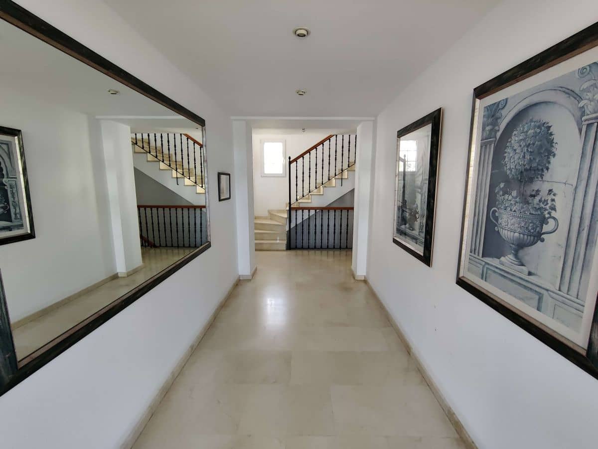 1 soveværelse Lejlighed til leje i Denia med swimmingpool garage - € 900 (Ref: 7886928)