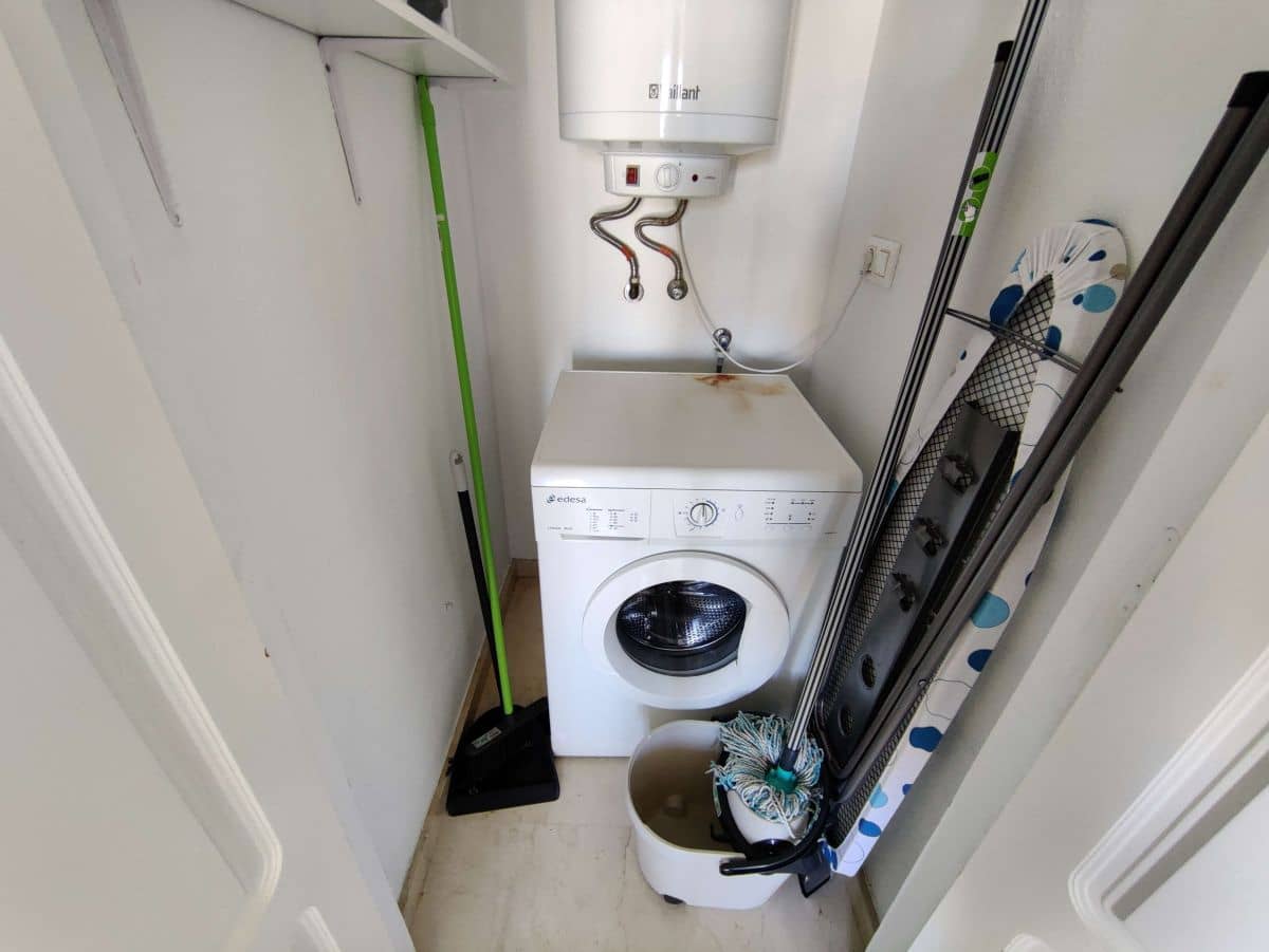 1 soveværelse Lejlighed til leje i Denia med swimmingpool garage - € 900 (Ref: 7886928)